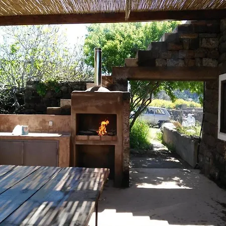 Holiday home Dammuso Dei Nonni Tortorici Scauri